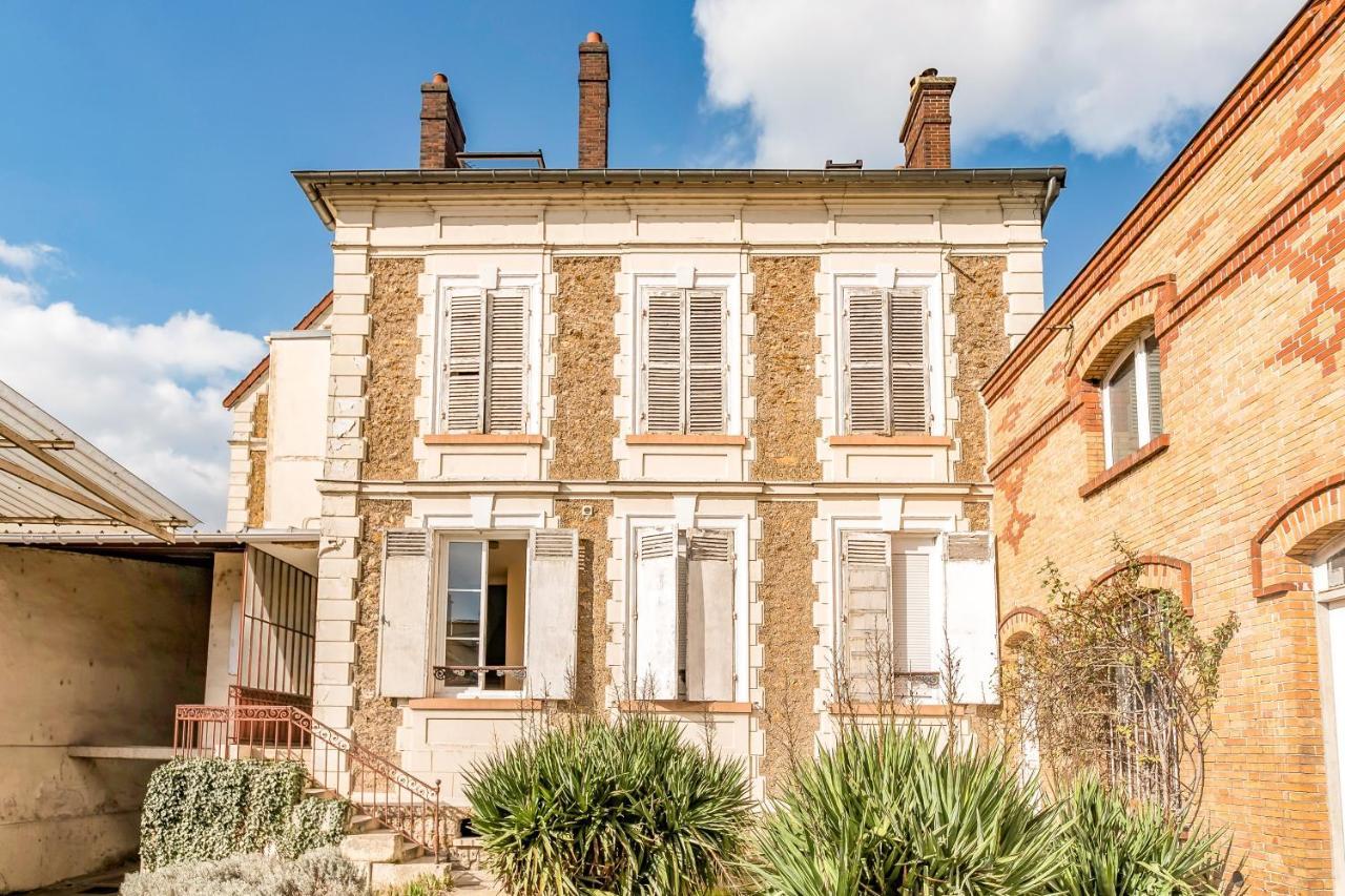 Escale Pro&détente à 3 Min De La Gare - Parking - Wifi - Ps4 Apartamento
